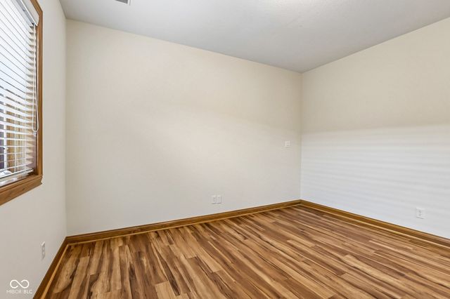 3325 Nottinghill Drive E, Plainfield, IN 46168