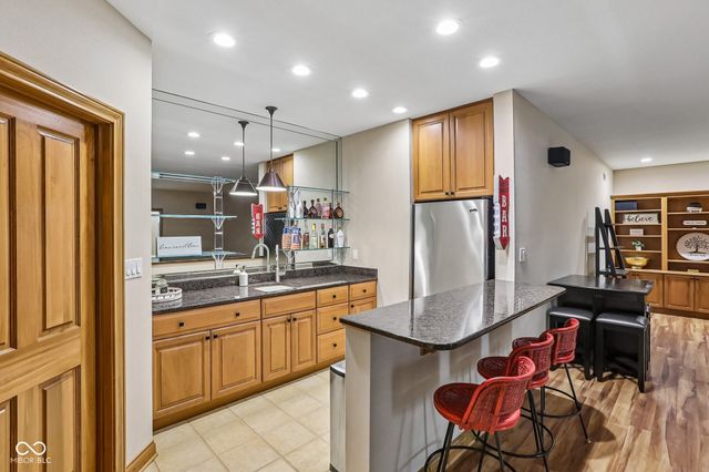 3325 Nottinghill Drive E, Plainfield, IN 46168