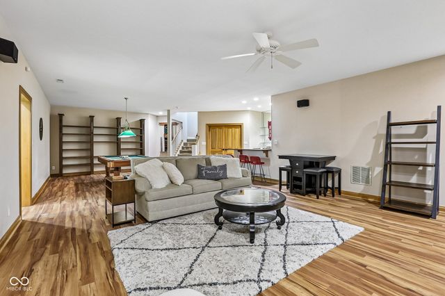 3325 Nottinghill Drive E, Plainfield, IN 46168