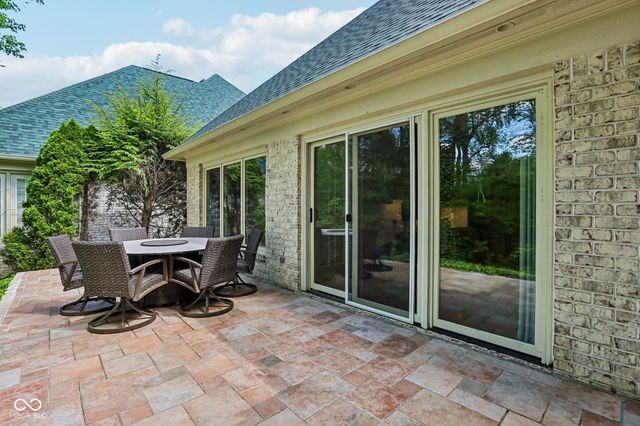 3325 Nottinghill Drive E, Plainfield, IN 46168