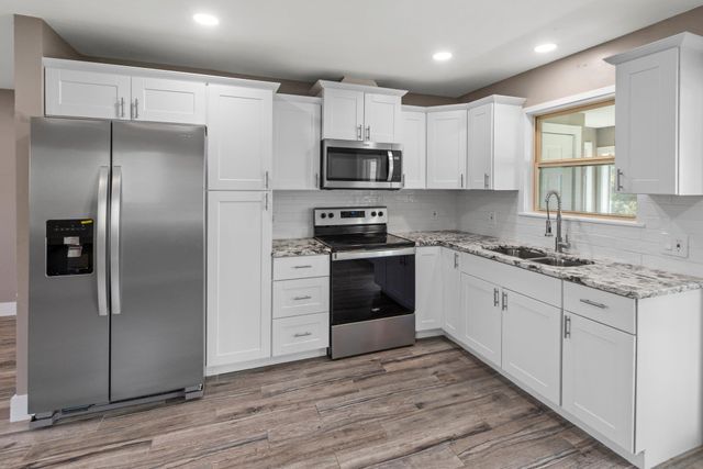 902 Sherwood Forest DR, Granite Shoals, TX 78654