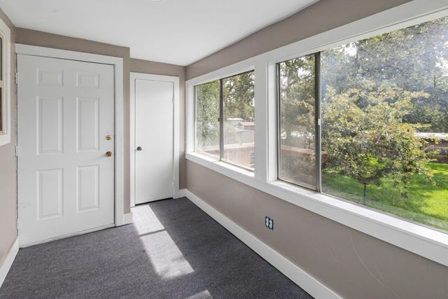 902 Sherwood Forest DR, Granite Shoals, TX 78654