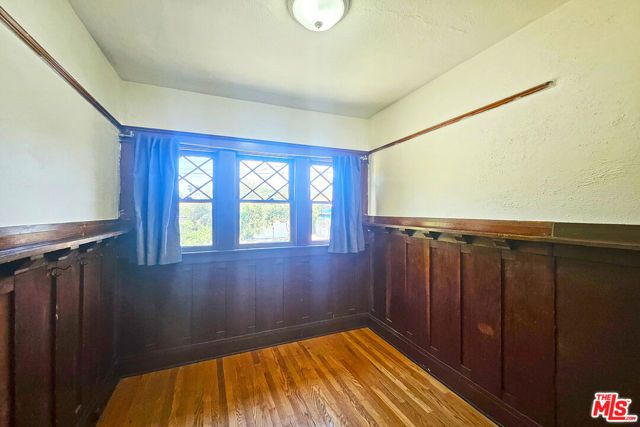648 N Heliotrope Drive, Los Angeles, CA 90004