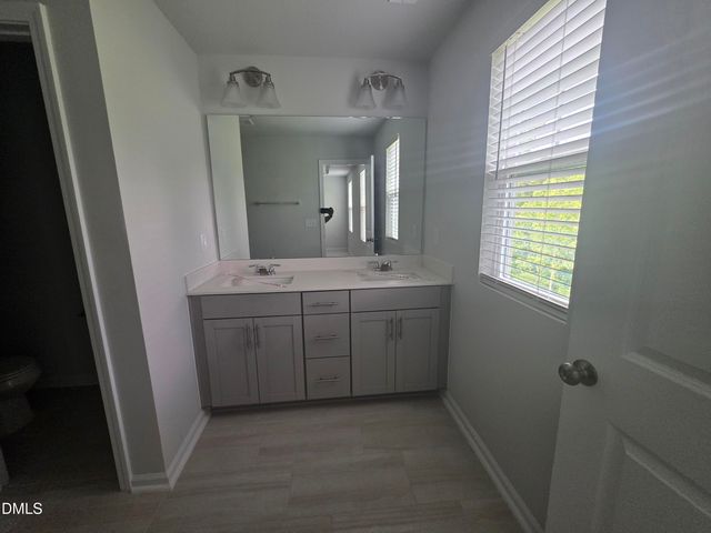 3009 Castle Loch Lane, Durham, NC 27703