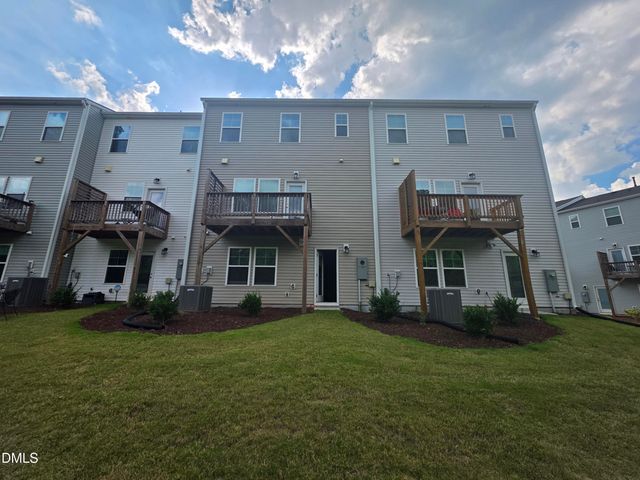 3009 Castle Loch Lane, Durham, NC 27703