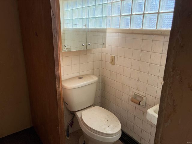 1641 Obrien Street, South Bend, IN 46628