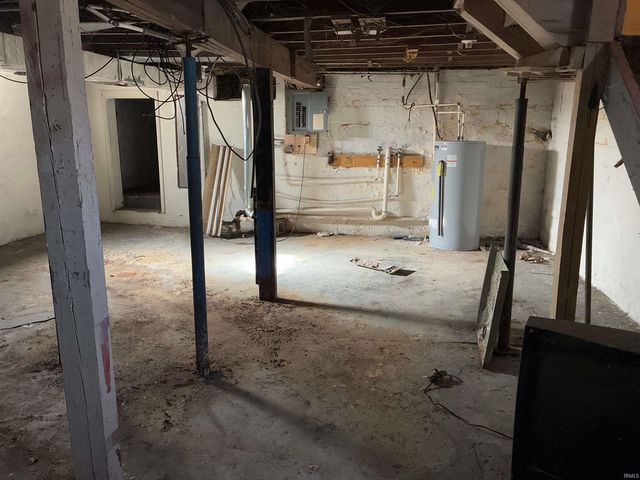 1641 Obrien Street, South Bend, IN 46628