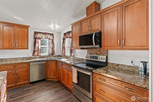 280 Antrim Road, Winlock, WA 98596