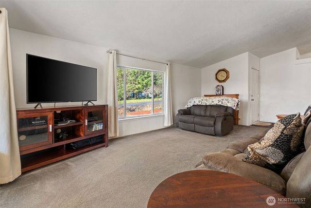 280 Antrim Road, Winlock, WA 98596