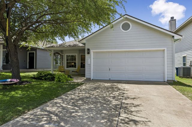 8702 Meridian Oak LN, Austin, TX 78744