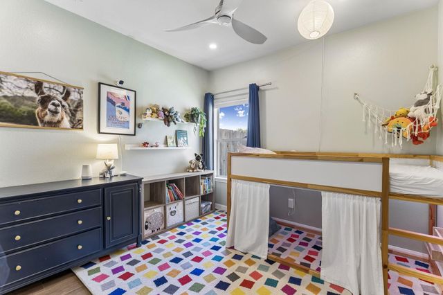 8702 Meridian Oak LN, Austin, TX 78744