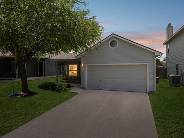 8702 Meridian Oak LN, Austin, TX 78744