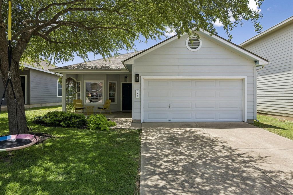 8702 Meridian Oak LN, Austin, TX 78744