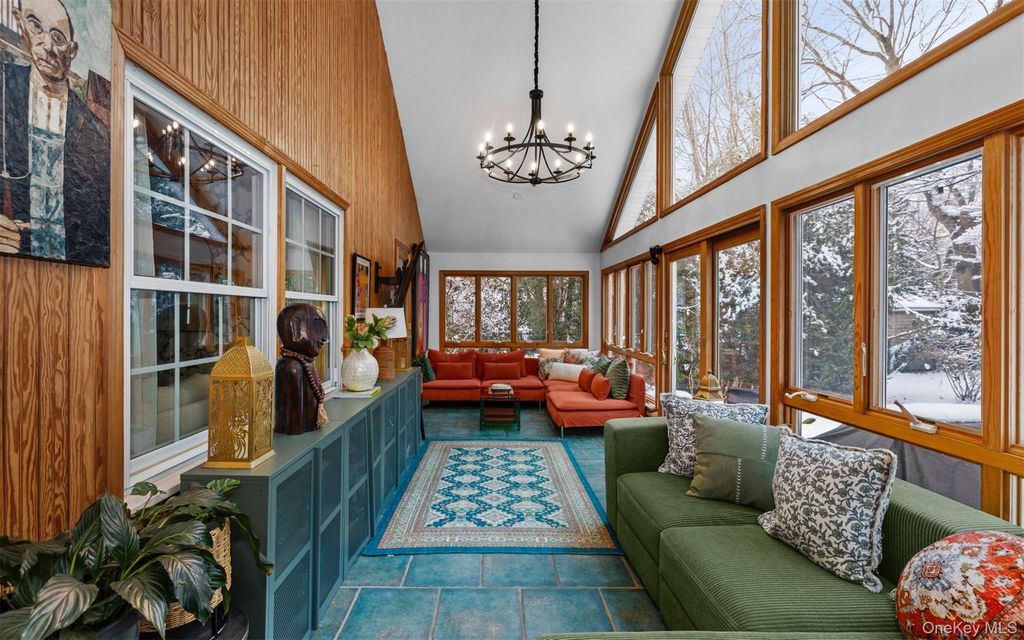 194 W Neck Road, Huntington, NY 11743 — photo 4