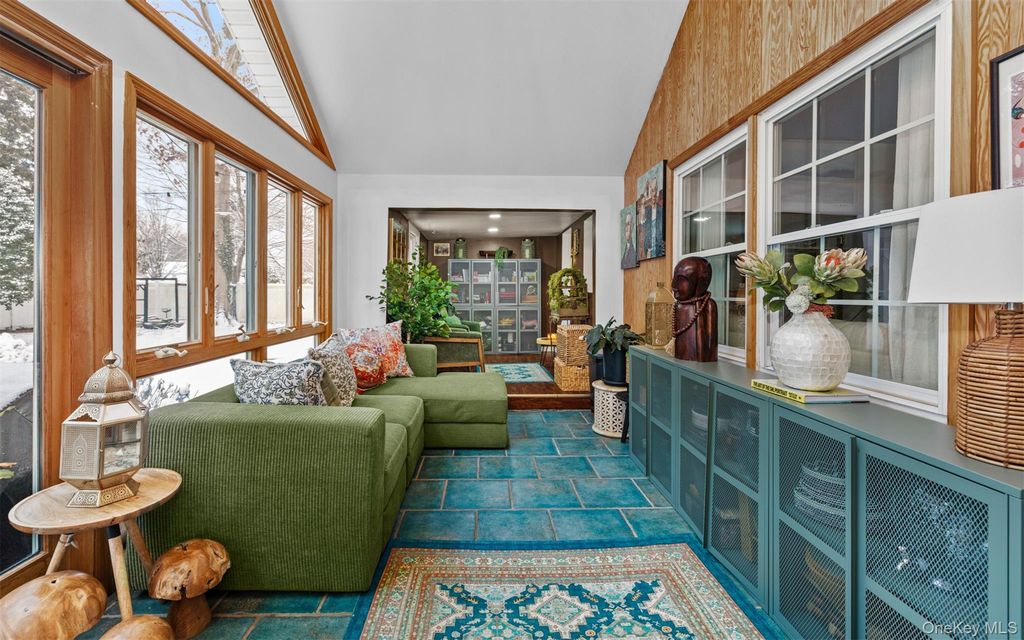 194 W Neck Road, Huntington, NY 11743 — photo 5