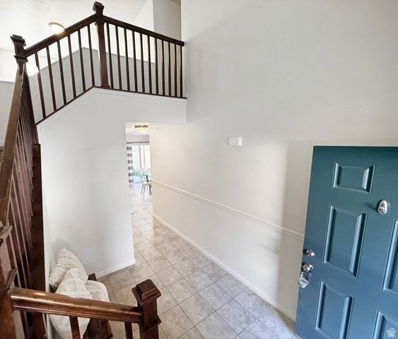 920 W STONEHAVEN DR, North Salt Lake, UT 84054