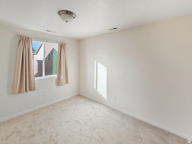 920 W STONEHAVEN DR, North Salt Lake, UT 84054