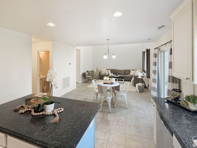 920 W STONEHAVEN DR, North Salt Lake, UT 84054