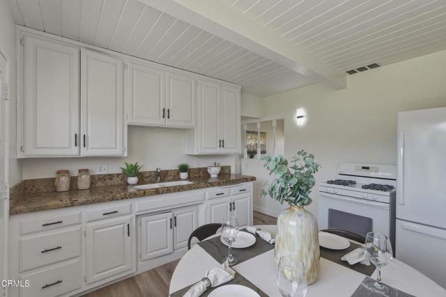 3614 W 146th Street, Hawthorne, CA 90250