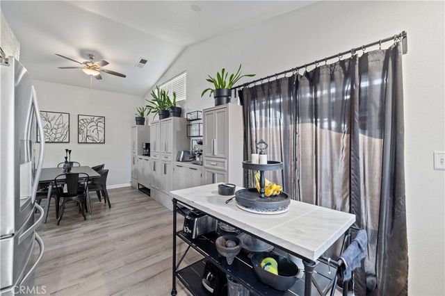 1832 Ivory, Palmdale, CA 93550