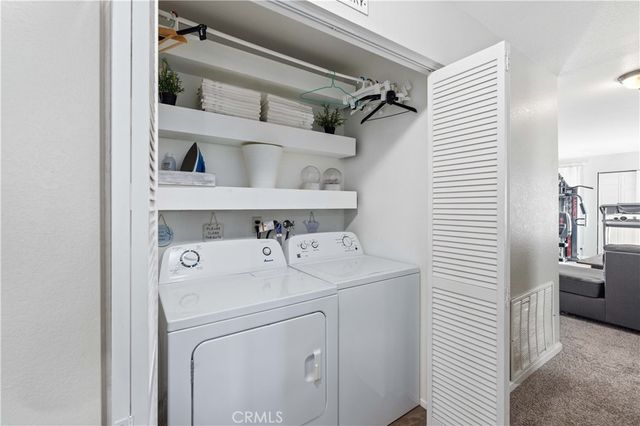 1832 Ivory, Palmdale, CA 93550