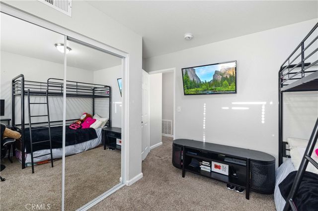 1832 Ivory, Palmdale, CA 93550