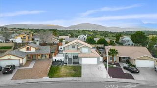 1832 Ivory, Palmdale, CA 93550