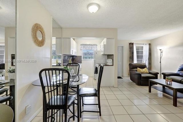 2145 Pierce Street 326, Hollywood, FL 33020