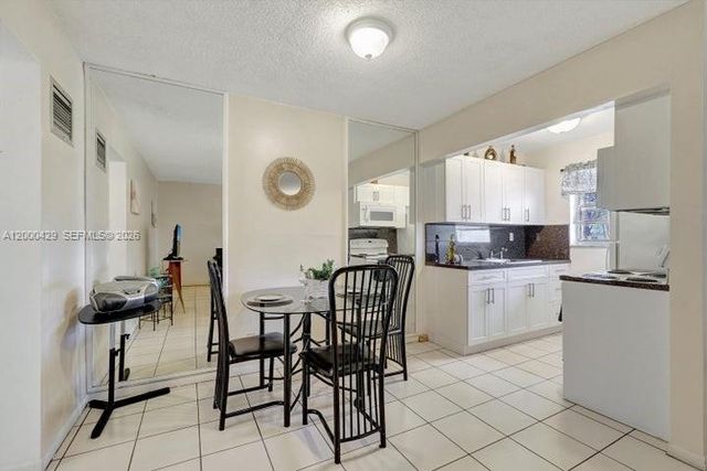 2145 Pierce Street 326, Hollywood, FL 33020