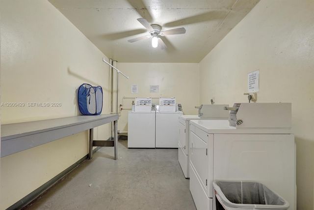 2145 Pierce Street 326, Hollywood, FL 33020