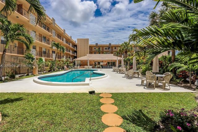 2145 Pierce Street 326, Hollywood, FL 33020