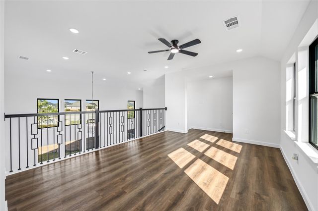 5106 Sistine Drive, Manvel, TX 77583