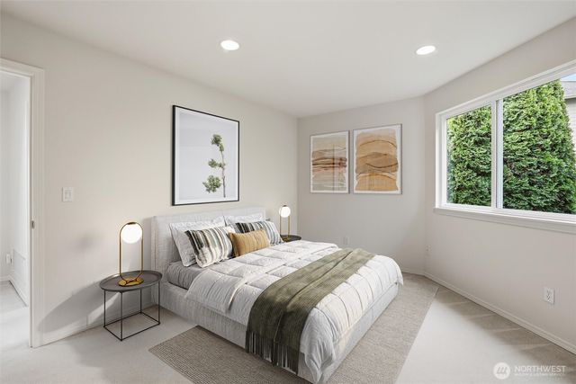 7741 152nd Avenue NE, Redmond, WA 98052