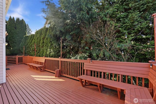 7741 152nd Avenue NE, Redmond, WA 98052