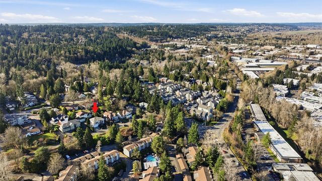 7741 152nd Avenue NE, Redmond, WA 98052