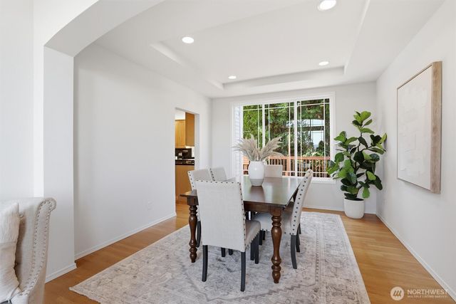 7741 152nd Avenue NE, Redmond, WA 98052