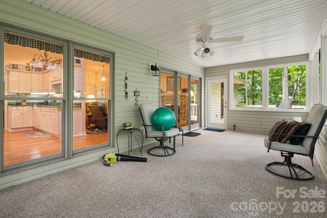 1851 Riverview Court, Hendersonville, NC 28739