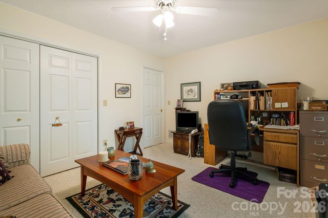 1851 Riverview Court, Hendersonville, NC 28739
