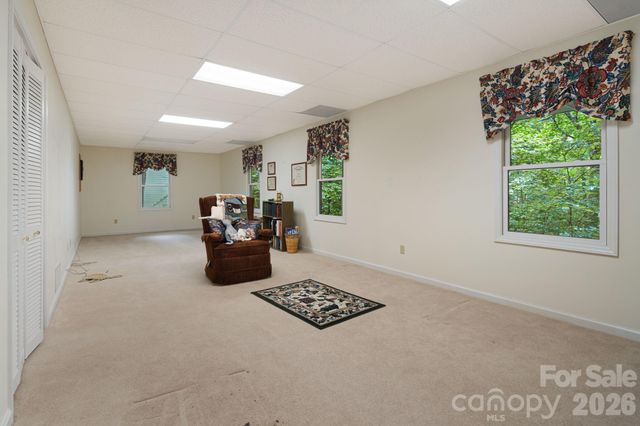 1851 Riverview Court, Hendersonville, NC 28739