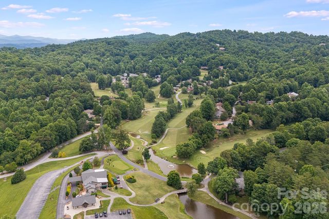 1851 Riverview Court, Hendersonville, NC 28739
