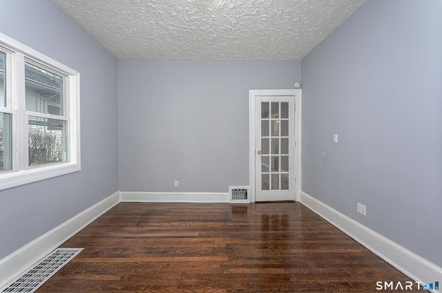 87 Melrose Avenue, Waterbury, CT 06705