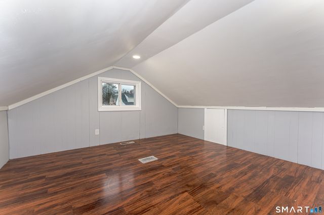 87 Melrose Avenue, Waterbury, CT 06705