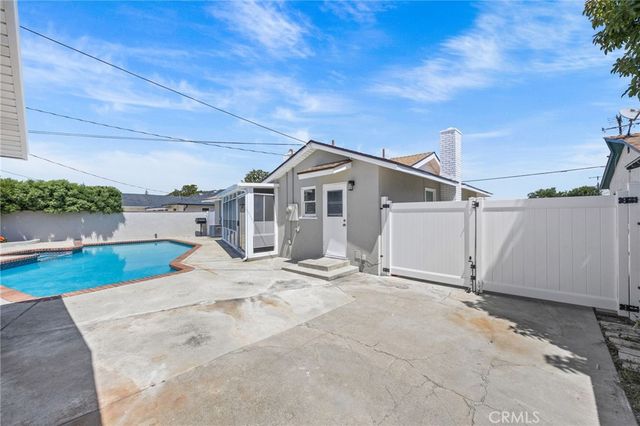 1514 E Palm, Orange, CA 92866