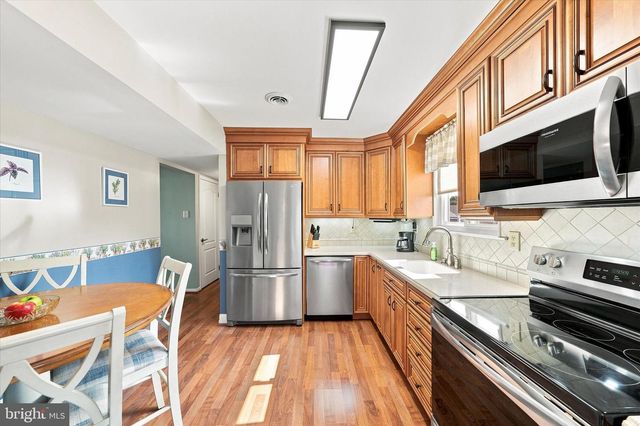 68 E SHADY DR, Newark, DE 19713