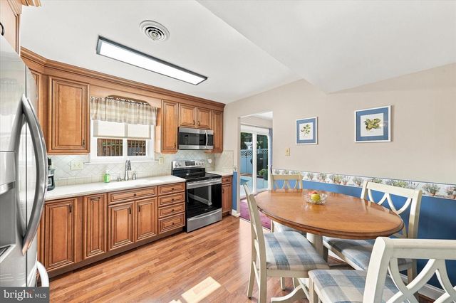 68 E SHADY DR, Newark, DE 19713