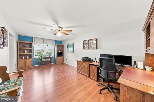 68 E SHADY DR, Newark, DE 19713