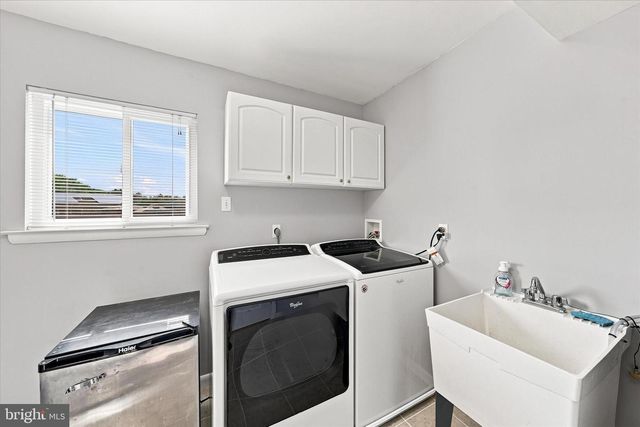 68 E SHADY DR, Newark, DE 19713
