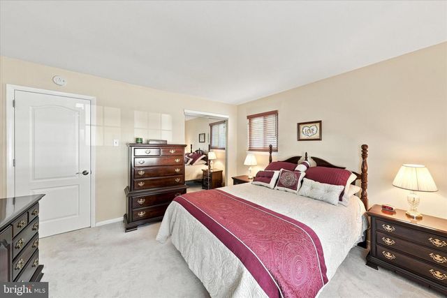 68 E SHADY DR, Newark, DE 19713