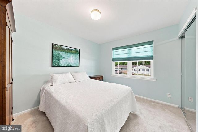 68 E SHADY DR, Newark, DE 19713