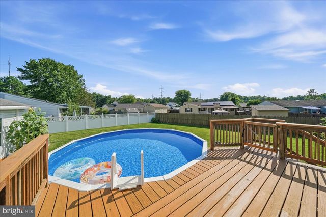 68 E SHADY DR, Newark, DE 19713